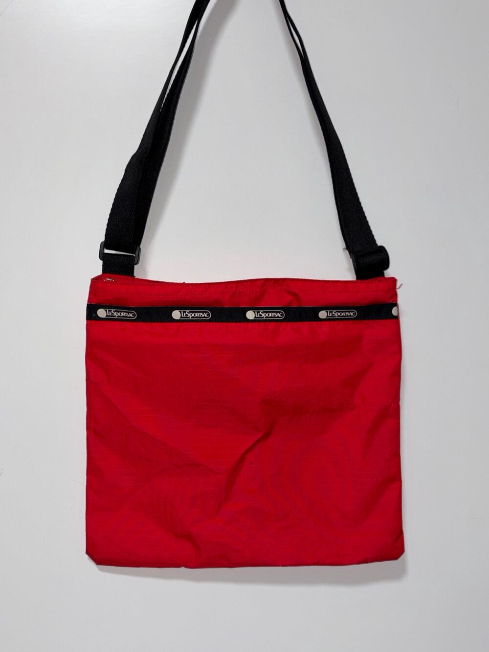 LeSportsac Cleo Crossbody Hobo Bag Red Nylon Travel Purse 10”x11” 19” Drop